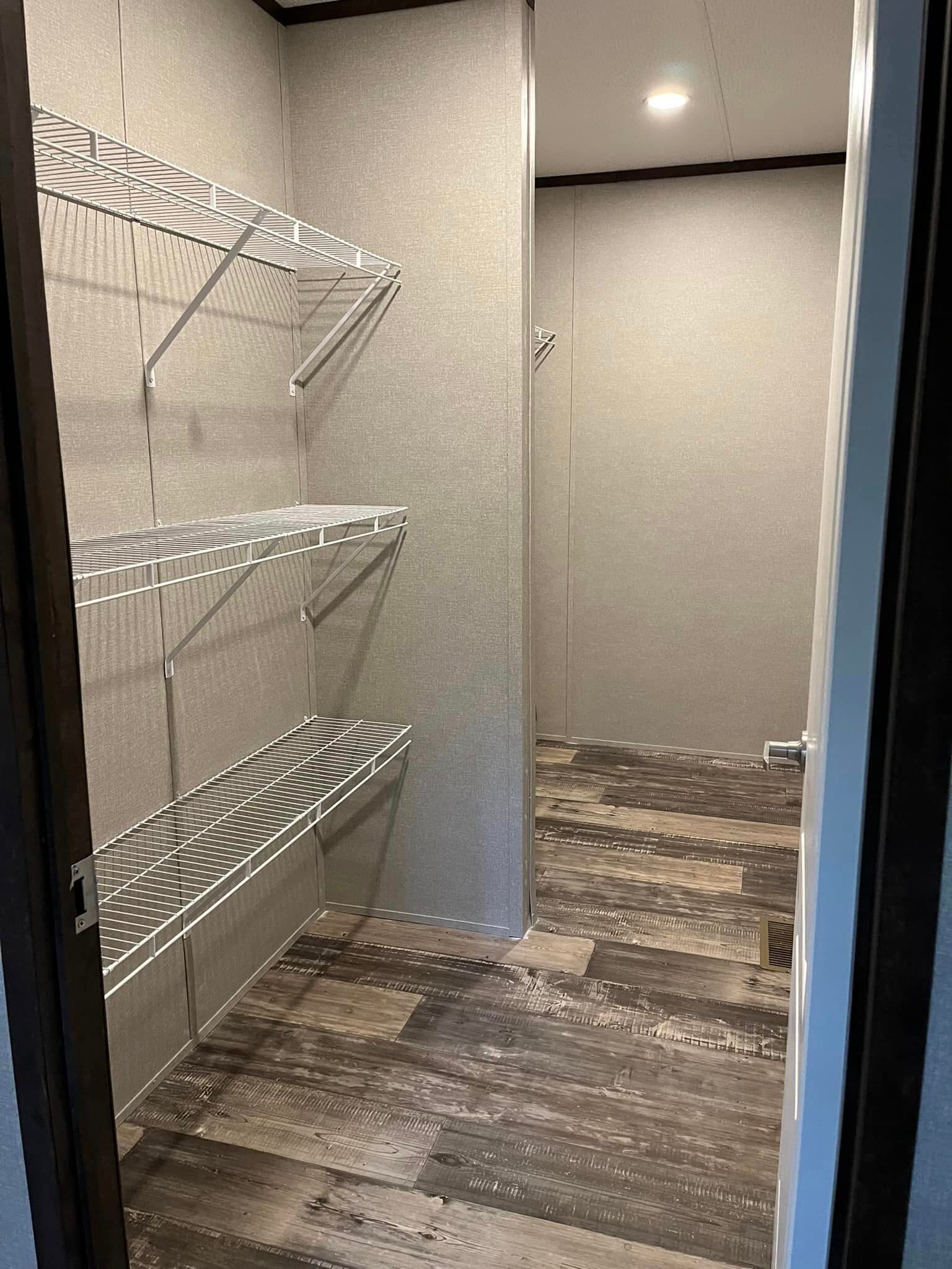 Building Photo - 117 Betty St