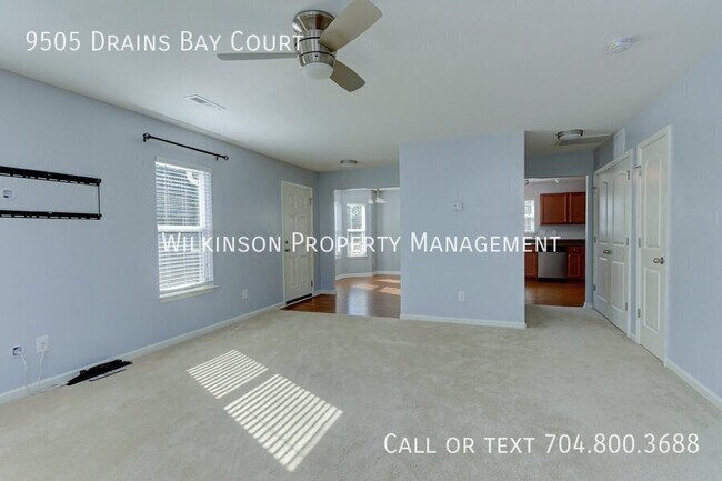 Building Photo - 9505 Drains Bay Ct