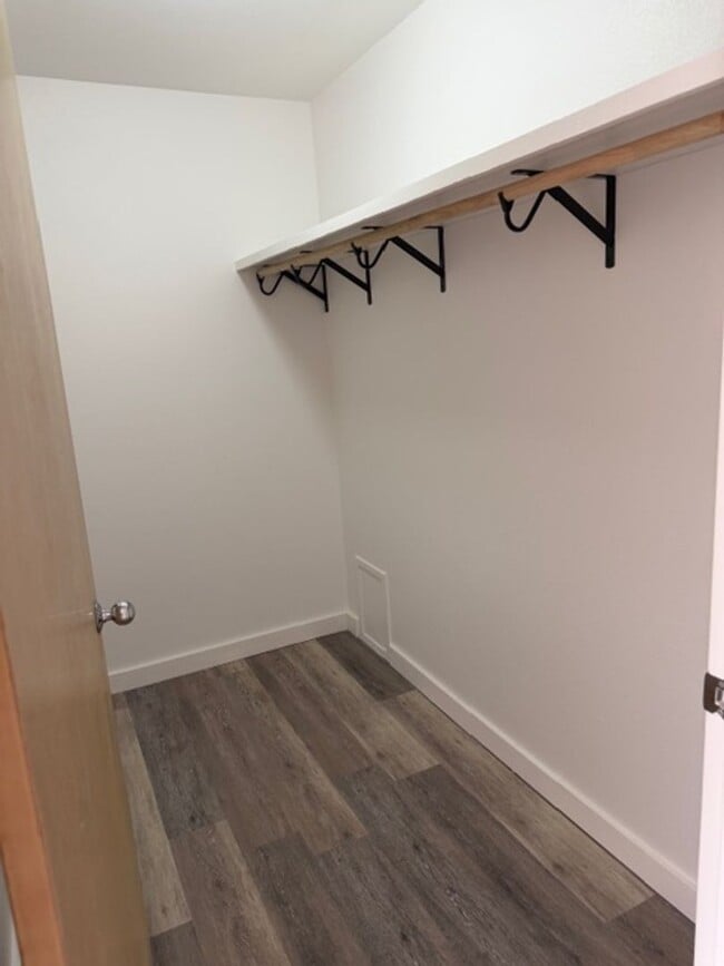 Building Photo - remodled 3 bedroom townhome in Wailuku