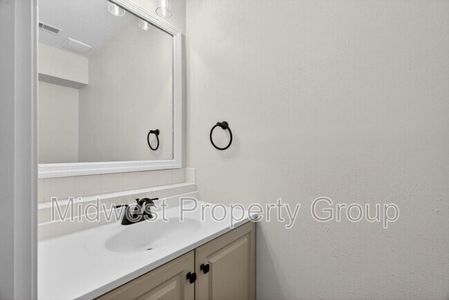 Building Photo - 90 Sutters Mill Rd