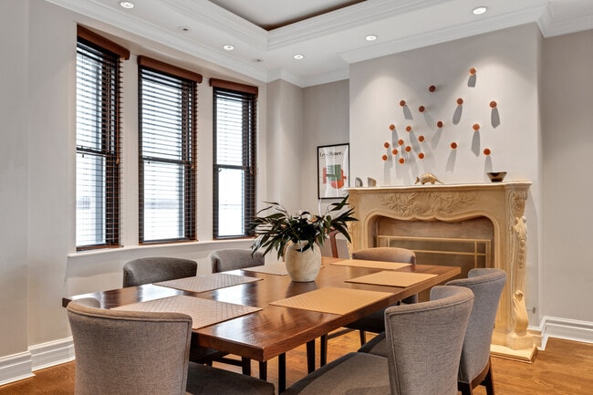 Building Photo - 70 E Walton St