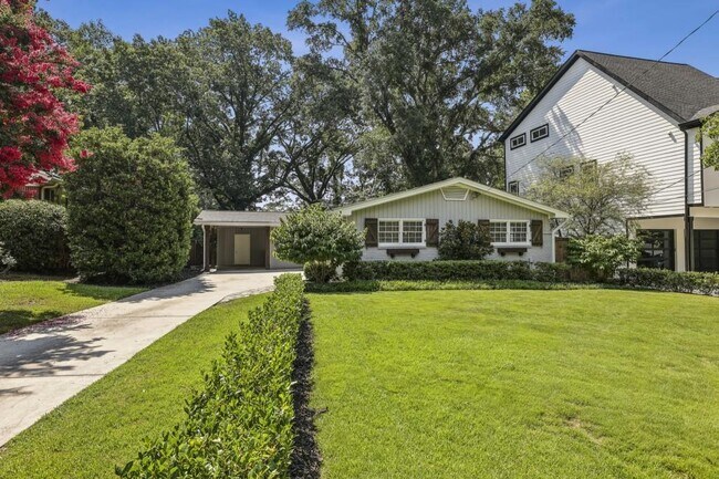 Building Photo - 2575 Sharondale Dr NE