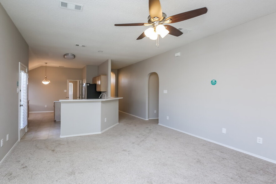 Building Photo - 6212 Bowin Dr