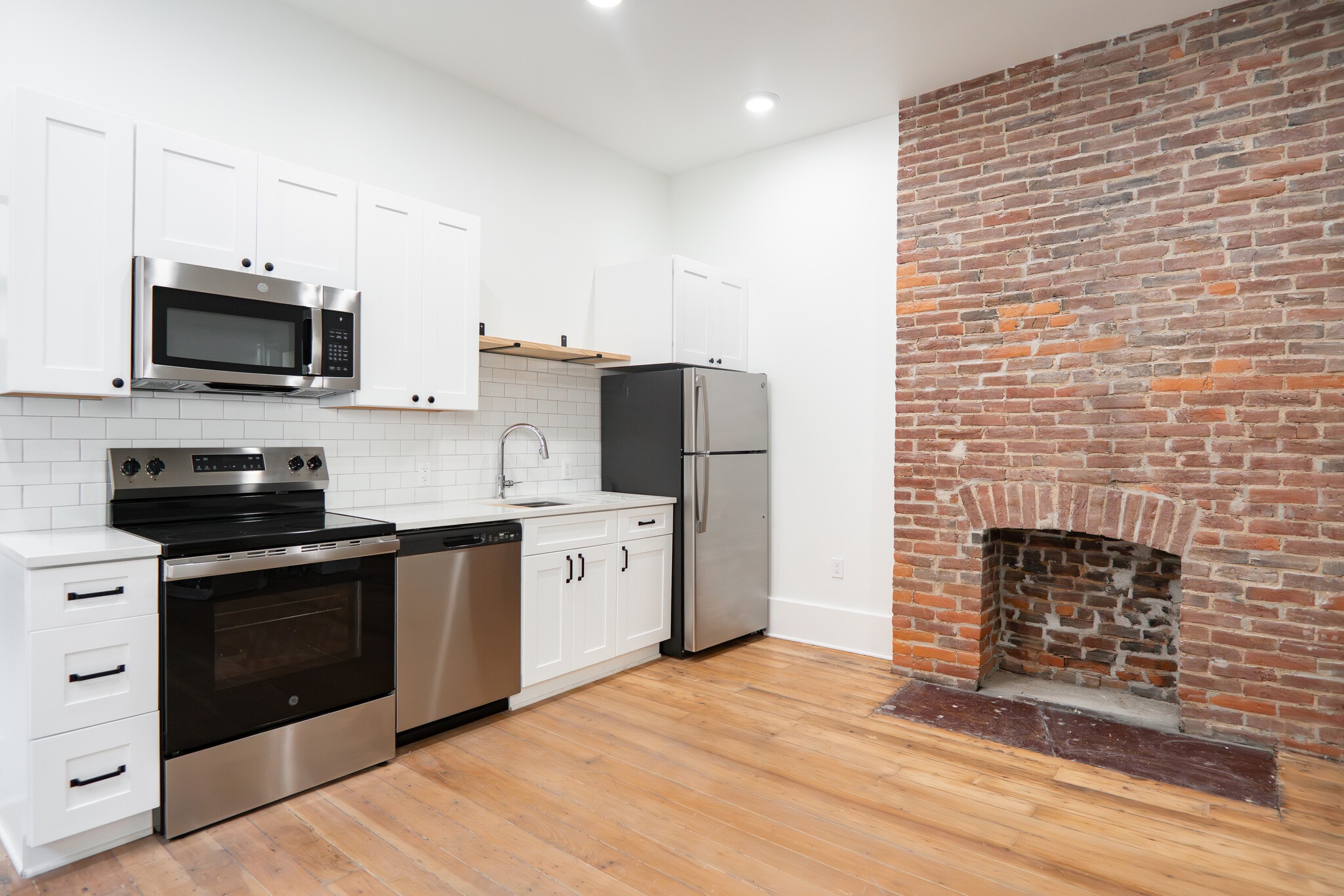Building Photo - 4406 Butler St