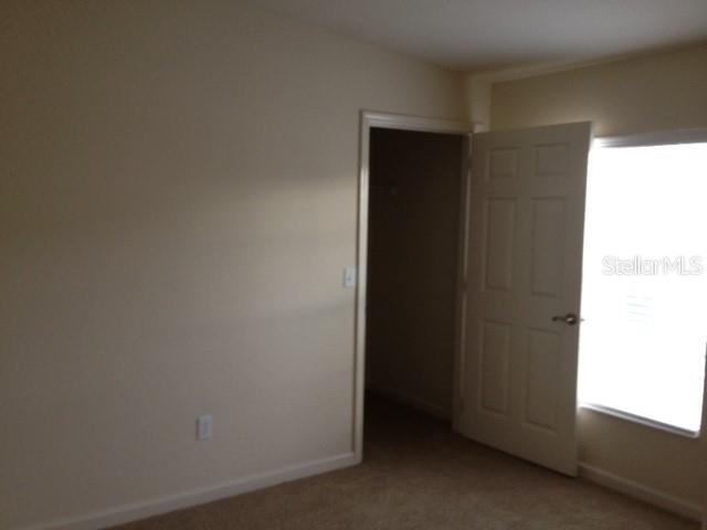 Building Photo - 3000 Laurel Park Ln
