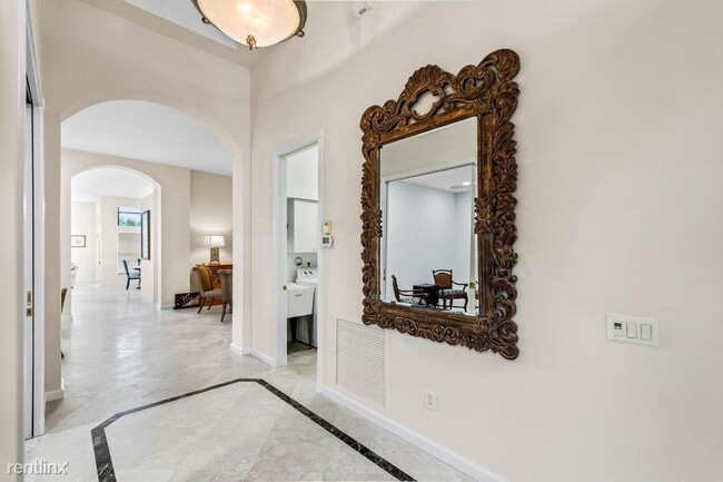Building Photo - 3 br, 2.5 bath Condo - 7358 Kahana Dr