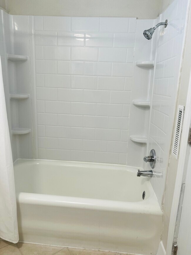 Upstairs bathroom - 48 Convis St