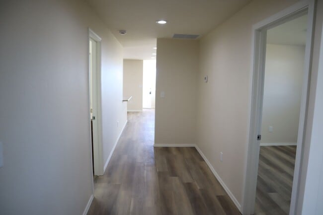 Building Photo - Fully Renovated Home You'll Want To See!