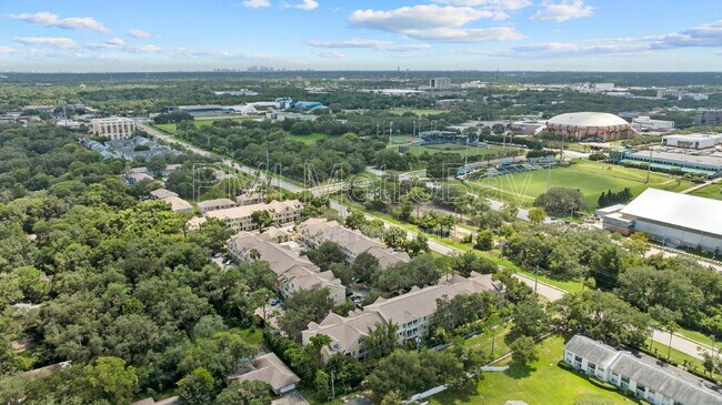 Building Photo - 5039 Sunridge Palms Dr