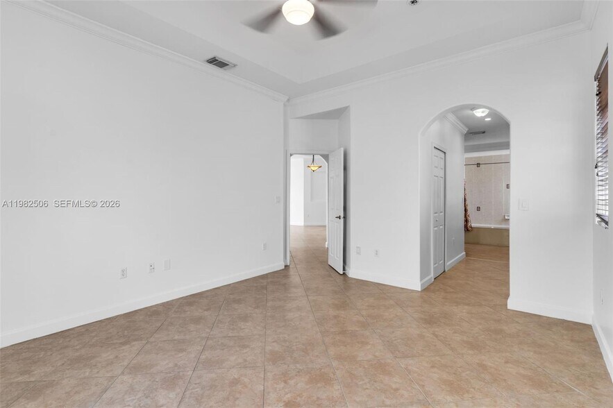 Building Photo - 11221 NW 48th Ter