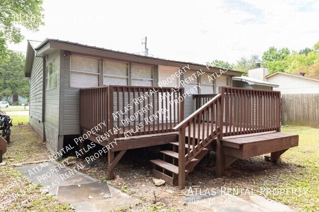 Building Photo - 1116 Croyden Cir