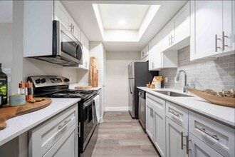 Building Photo - Cala Paradise Valley