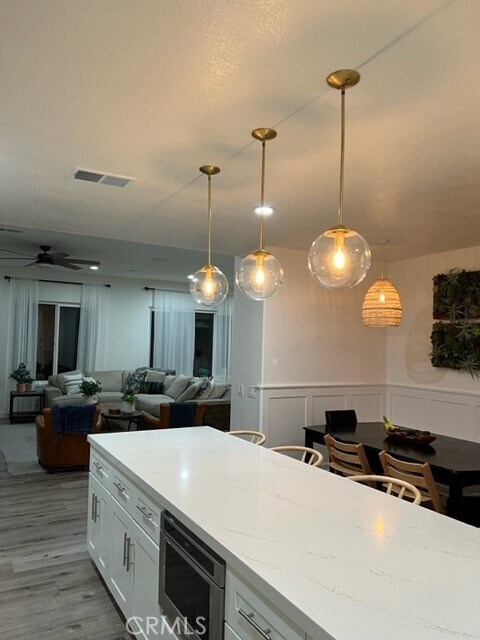 Building Photo - 27041 S Ridge Dr