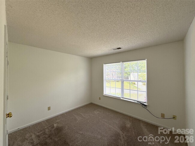 Building Photo - 10218 Ridgewell Ct