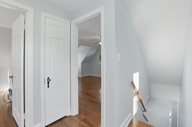 Building Photo - 3 Bedroom, 1.5 Bathroom Home in Cincinnati!