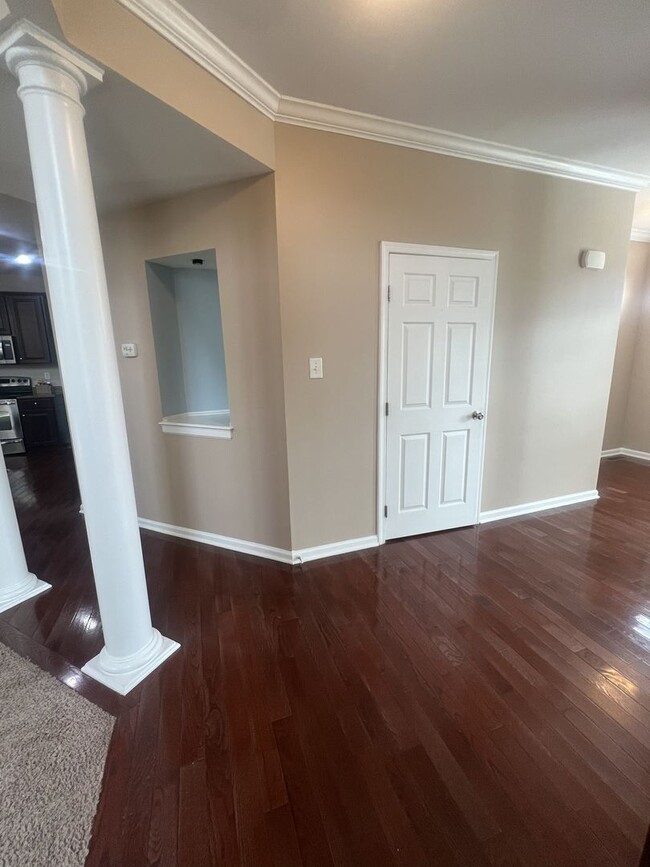 Building Photo - 13600 Warwick Longbay Dr