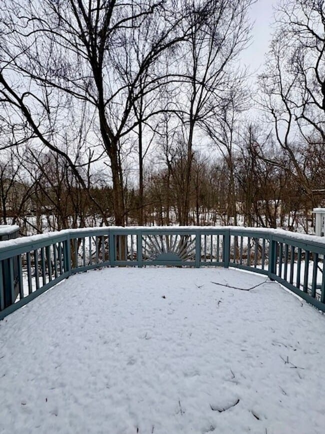 Building Photo - 18250 Paladin Dr