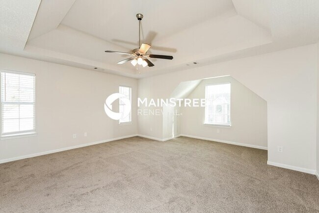 Building Photo - 4 Bedroom Pet-Friendly Home in Decatur, GA with Main Street Renewal