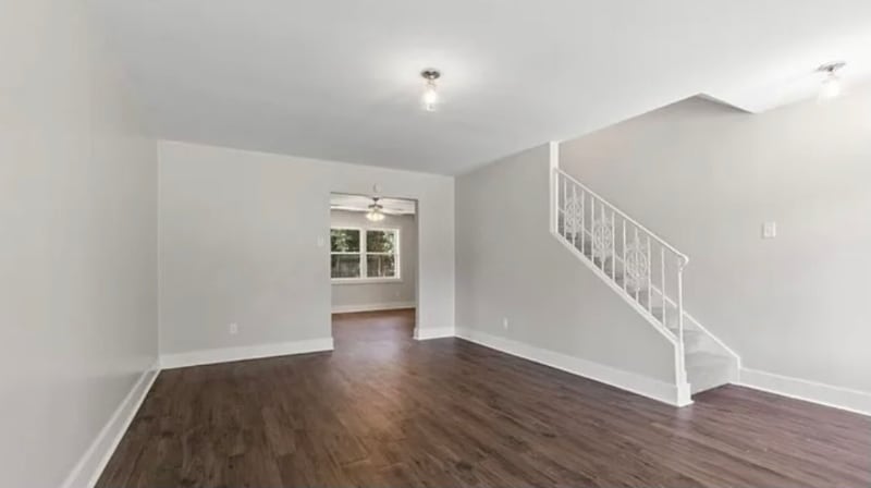 Building Photo - 516 Camellia Dr