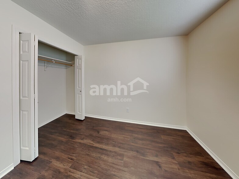 Building Photo - 536 N Copper River Dr