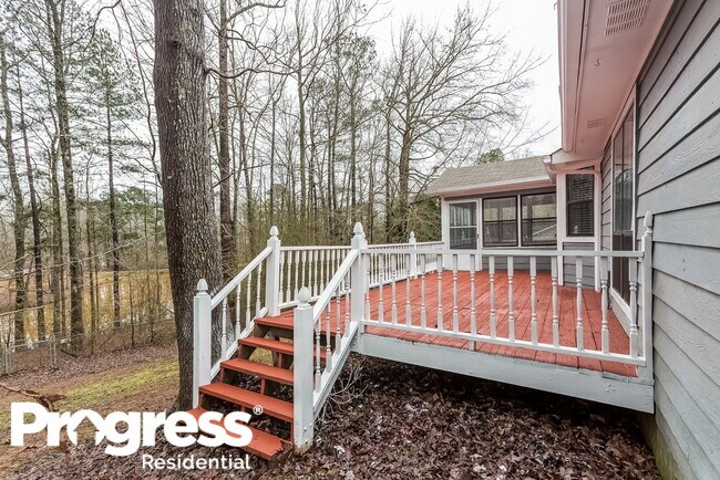 Building Photo - 295 Summertown Dr