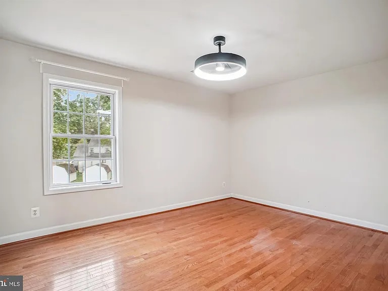 Building Photo - 2907 Dumas St