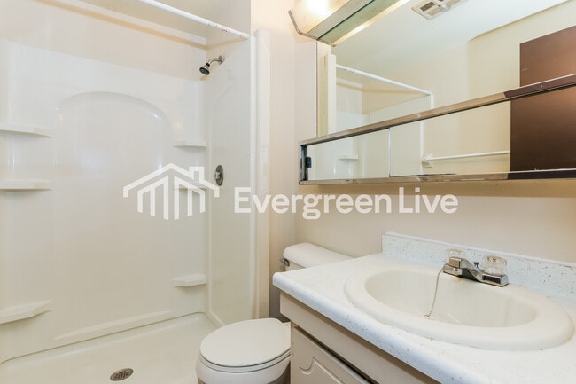 Building Photo - 5636 Troy Villa Blvd