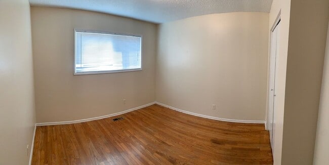 Building Photo - $2,450 - Three Bedrooms, Two Baths Home on...