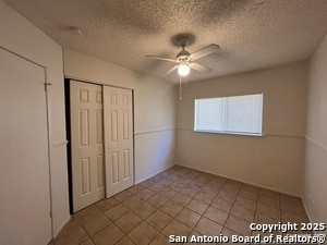 Building Photo - 9819 Valley Villa