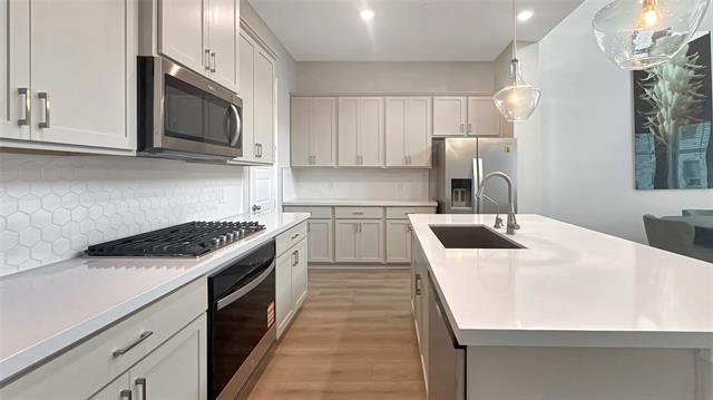 Building Photo - 8277 Huron Peak Dr