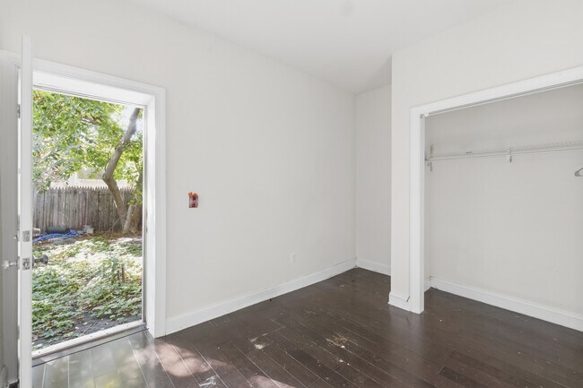Building Photo - 1832 N 18th St
