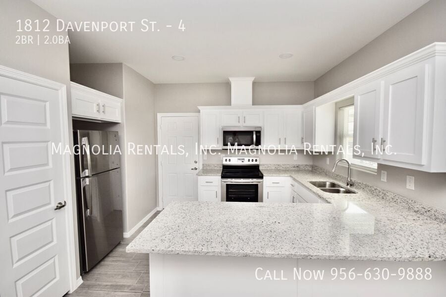 Building Photo - 1812 Davenport St