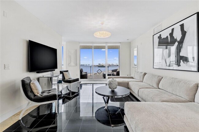 Building Photo - 331 Cleveland St