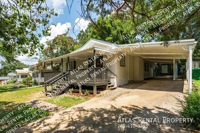 Building Photo - 204 Railroad Ave