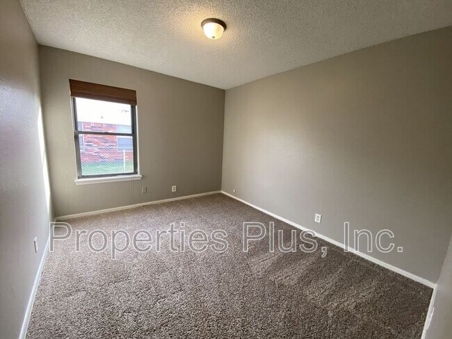 Building Photo - 5914 S 87th E Ave