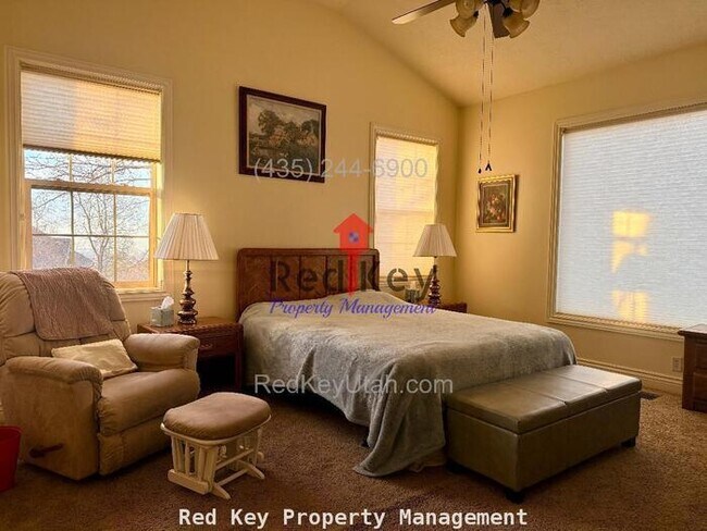 Building Photo - 739 Elk Meadow Loop