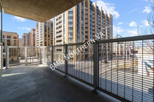 Building Photo - 3409 Wilson Blvd