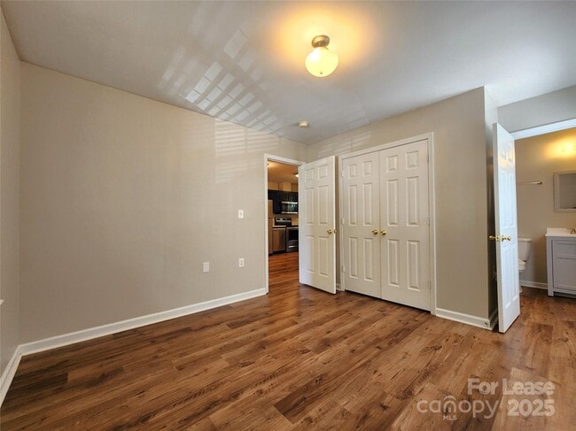 Building Photo - 1247 Forest Park Dr