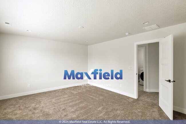 Building Photo - MODERN TWIN HOME - 4 BD 3.5 BA 2 GA - EV Friendly North Sale Lake /Bountiful Area