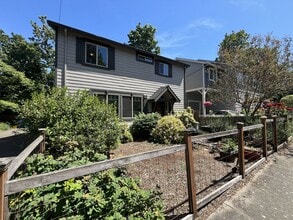 Building Photo - Bright and Modern North Portland Living with Three Bedrooms, Laundry Room & Attached Garage