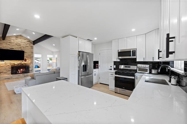 Building Photo - 5302 Woodmoor Dr