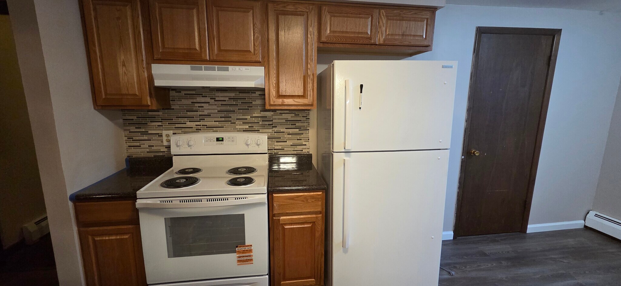 Building Photo - 175 Robert Dr