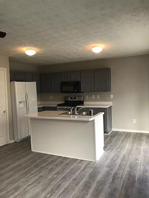 Building Photo - 992 Vintage Pointe Dr