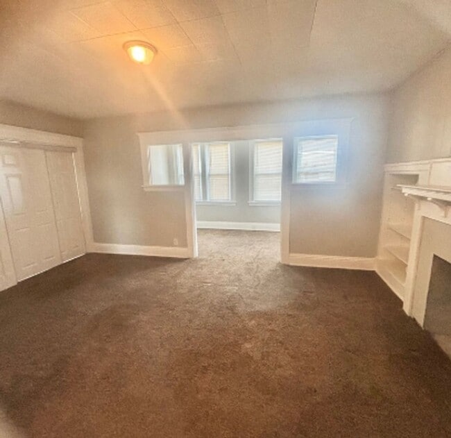 Building Photo - 732 Bay Ridge Ave