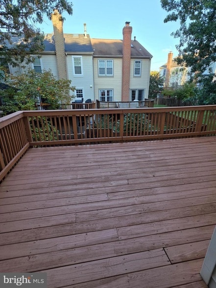 Building Photo - 4281 Sleepy Lake Dr