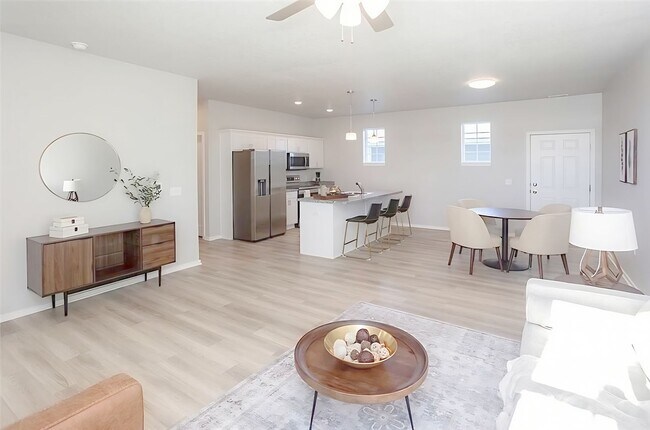 Building Photo - Modern Living in a Peaceful Retreat/ Townhome in Waukee for rent!