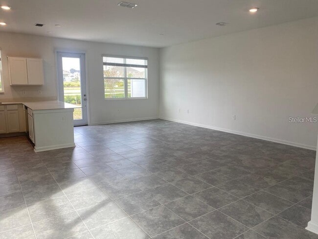 Building Photo - 510 Bogey Dr