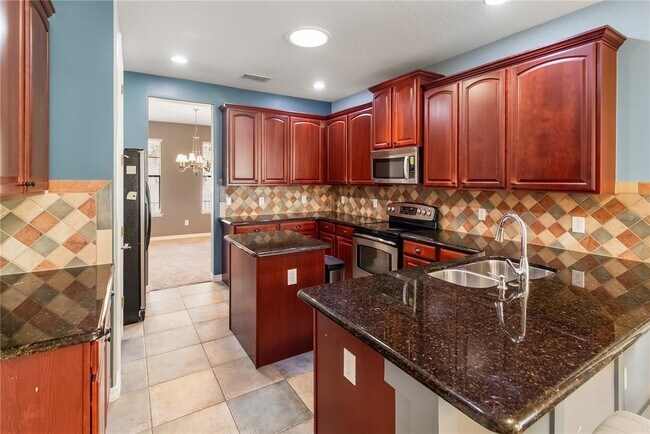 Building Photo - 2860 Lafayette Trace Dr