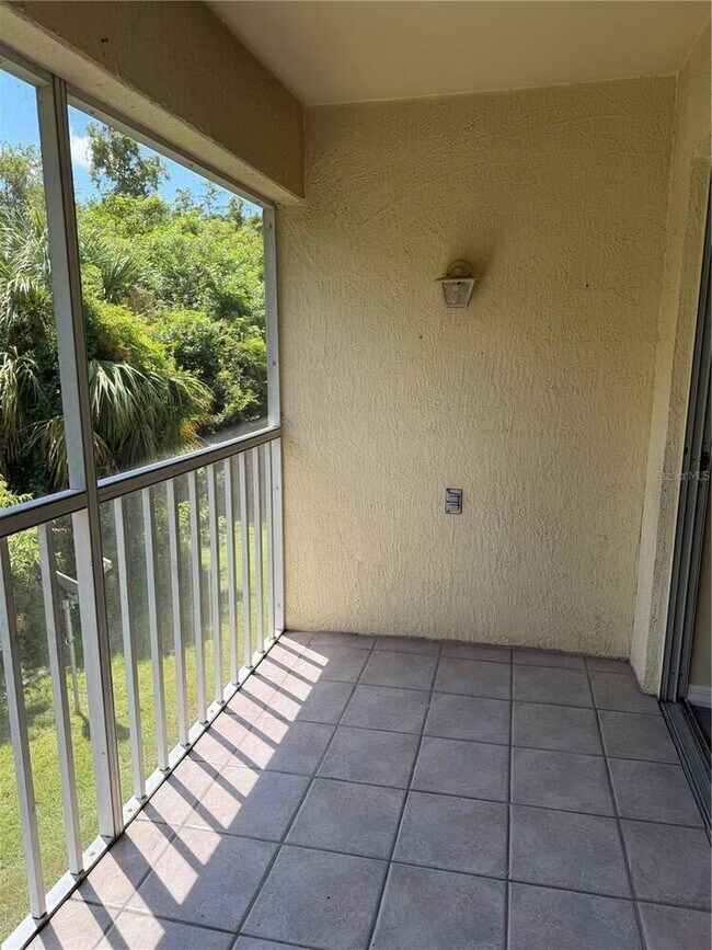 Building Photo - 13829 Timberland Dr