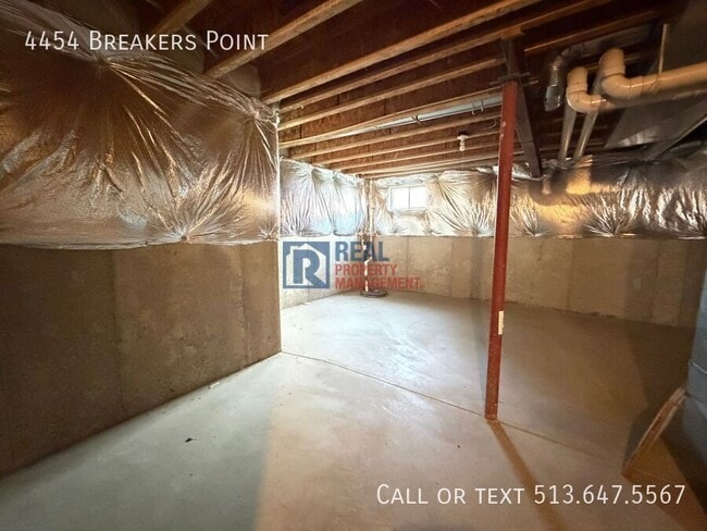 Building Photo - 4454 Breakers Point